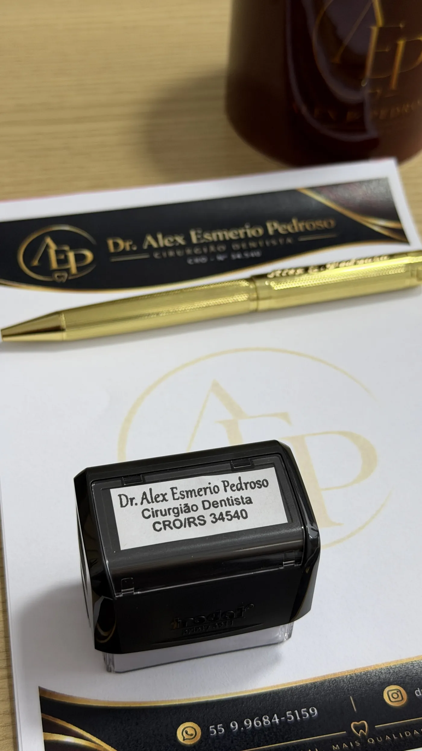 Carimbo profissional do Dr. Alex Esmerio Pedroso, Cirurgião-Dentista, CRO/RS 34540